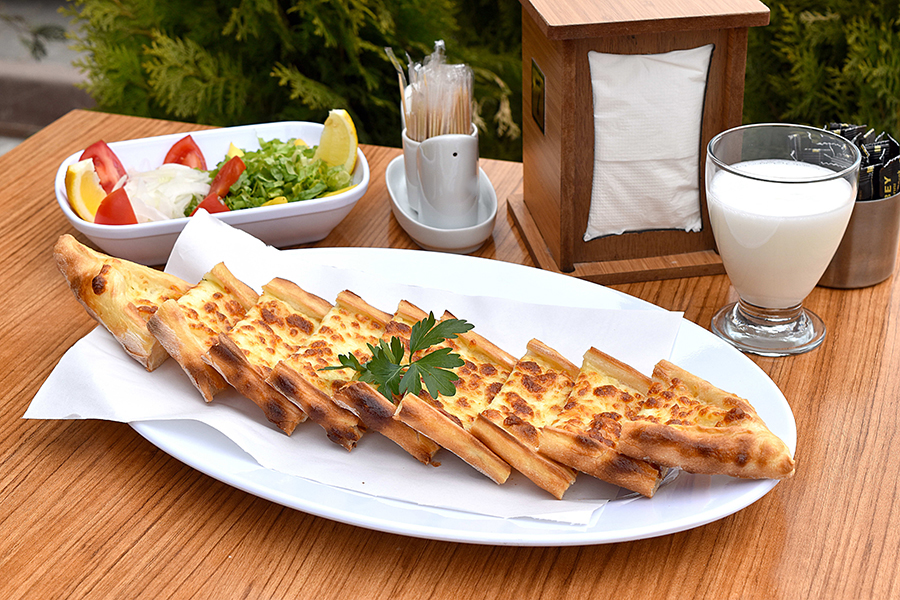Kaşarlı Pide İnebolu Gazibey Fırını