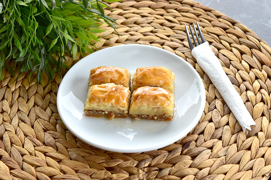 Cevizli Baklava İnebolu Gazibey Fırını
